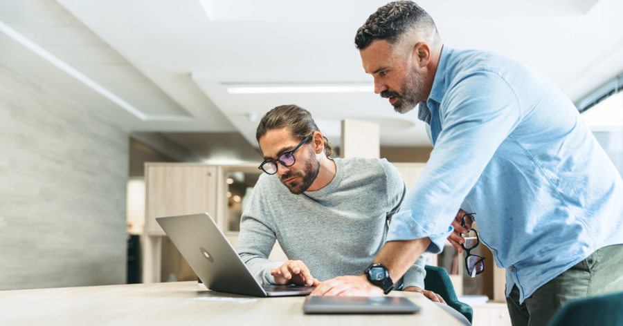 Play On-Demand Webinar | How Digital Transformation Connects Every Role in the Engineering Business: PLM Video.